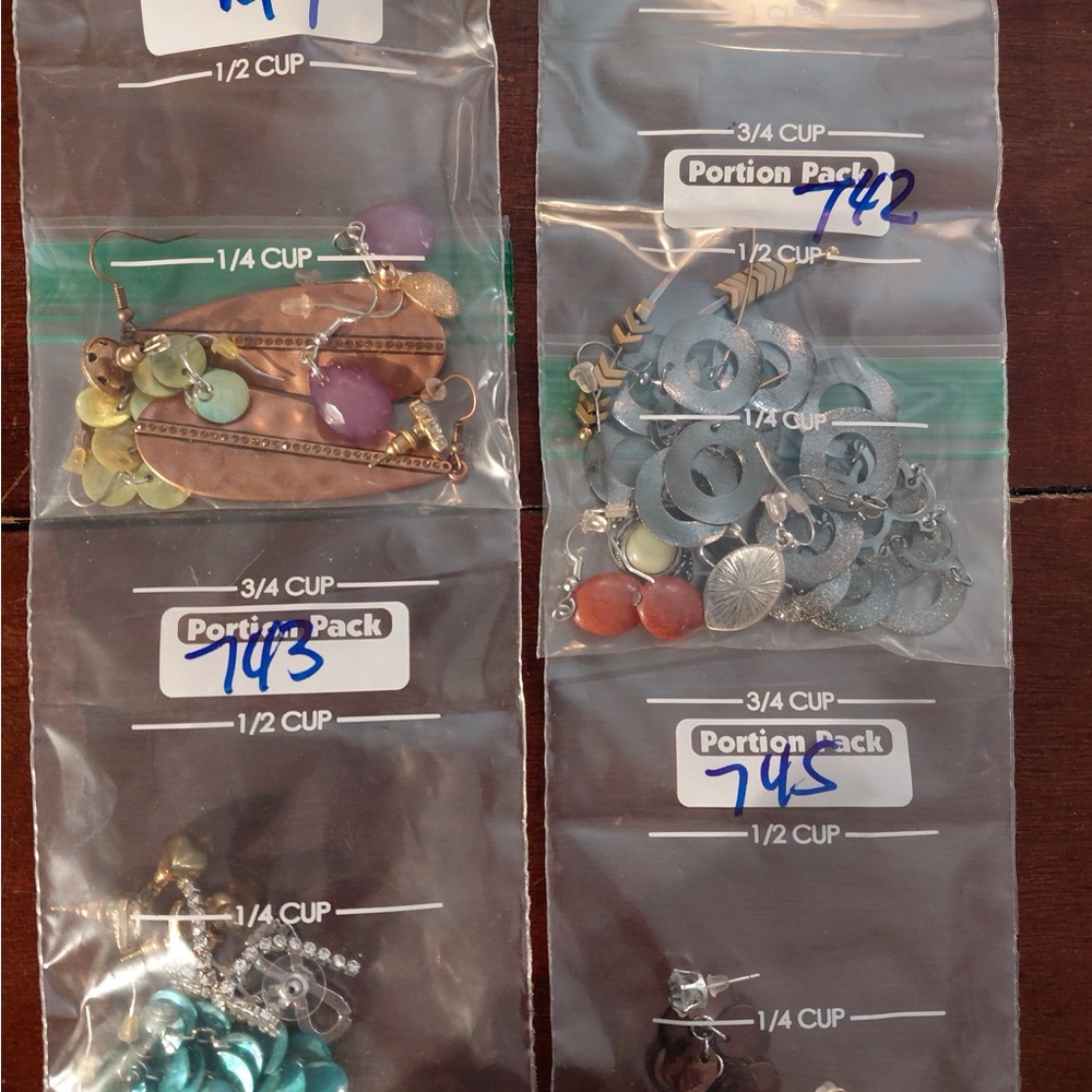 Assorted Earrings Set - image 2